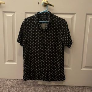 Men’s short sleeve camp button down shirt